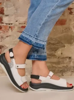 Sandalen|Voorjaar/zomer|Wolky Adura wit leer