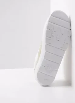 Sneakers|Veterschoenen|Wolky Babati ijswit canvas/suede