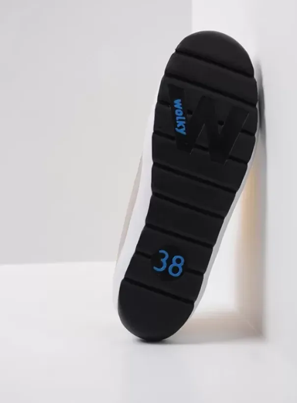 Sneakers|Veterschoenen|Wolky Babati rood canvas/suede