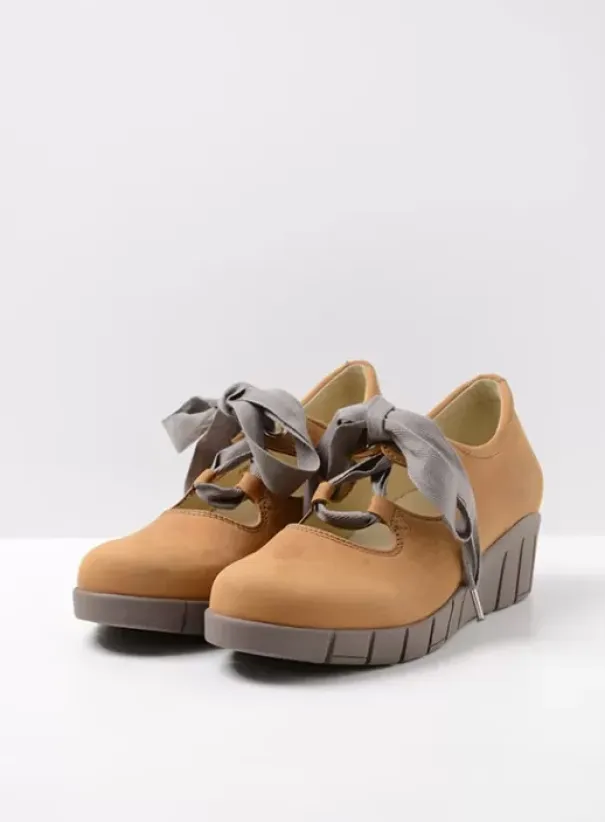 Hielspoor|Veterschoenen|Wolky Boston middenbruin nubuck