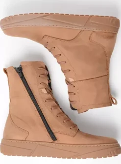 Laarzen|Veterschoenen|Wolky Check cognac nubuck