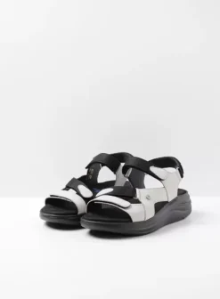 Sandalen|Voorjaar/zomer|Wolky Cirro gebroken wit leer
