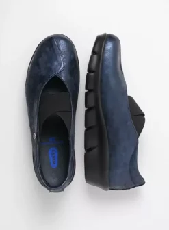 Instappers|Bandschoenen|Wolky Cursa marineblauw metallic nubuck