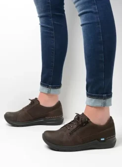 Hielspoor|Wandelschoenen|Wolky Feltwell donkerbruin nubuck