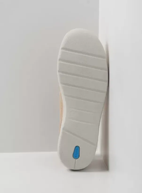 Hielspoor|Veterschoenen|Wolky Feltwell beige nubuck