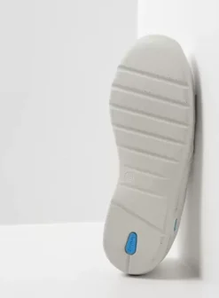 Hielspoor|Wandelschoenen|Wolky Feltwell wit leer