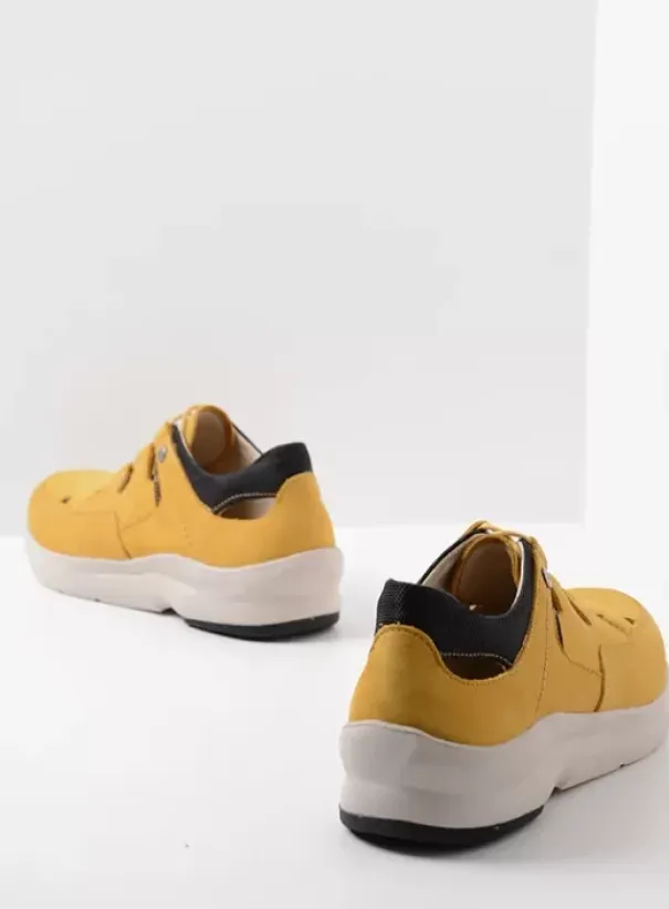 Wandelschoenen|Sneakers|Wolky Galena geel nubuck
