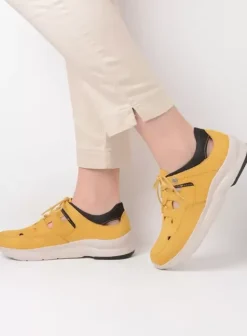 Wandelschoenen|Sneakers|Wolky Galena geel nubuck