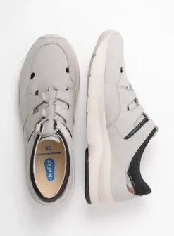 Wandelschoenen|Sneakers|Wolky Galena lichtgrijs nubuck