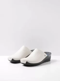 Slippers|Klompen|Wolky Go creme wit leer