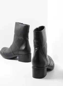 Enkellaarsjes|Laarzen|Wolky Hinton zwart leer