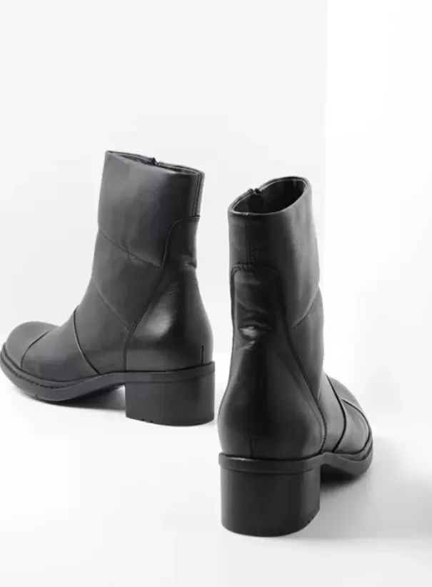 Enkellaarsjes|Laarzen|Wolky Hinton zwart leer