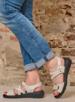 Sandalen|Voorjaar/zomer|Wolky Ikaria gebroken wit leer