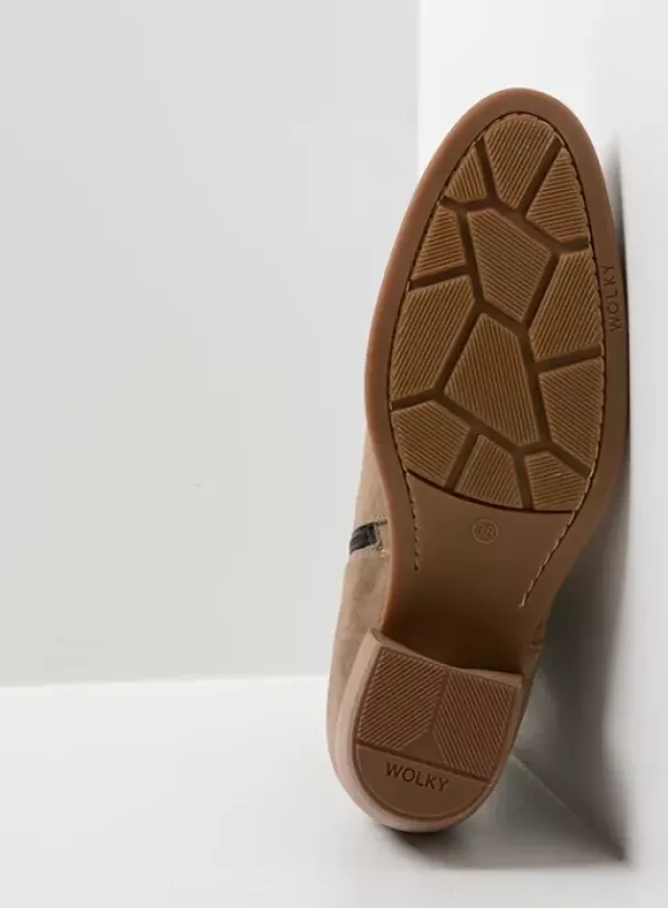 Enkellaarsjes|Laarzen|Wolky Lubbock taupe zomer suede