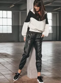 Sneakers|Veterschoenen|Wolky Move it zwart leer