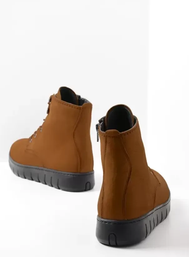 Volle voeten|Laarzen|Wolky New Wave cognac nubuck