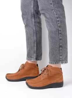 Hielspoor|Veterschoenen|Wolky Roll Shoot cognac nubuck