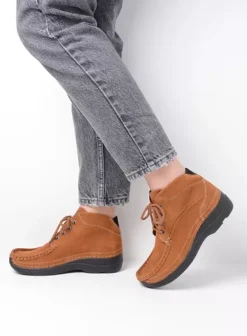 Hielspoor|Veterschoenen|Wolky Roll Shoot cognac nubuck