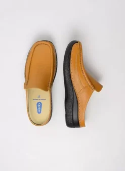 Slippers|Klompen|Wolky Roll Slide oker leer