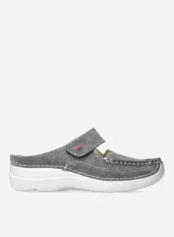 Hielspoor|Slippers|Wolky Roll Slipper lichtgrijs suede
