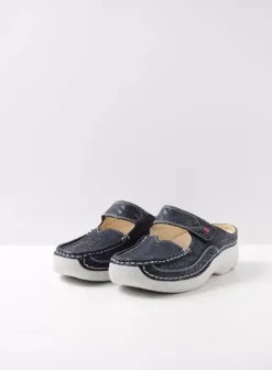Hielspoor|Slippers|Wolky Roll Slipper blauw letter nubuck