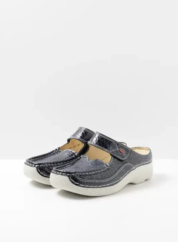 Hielspoor|Slippers|Wolky Roll Slipper blauw crocolook lakleer