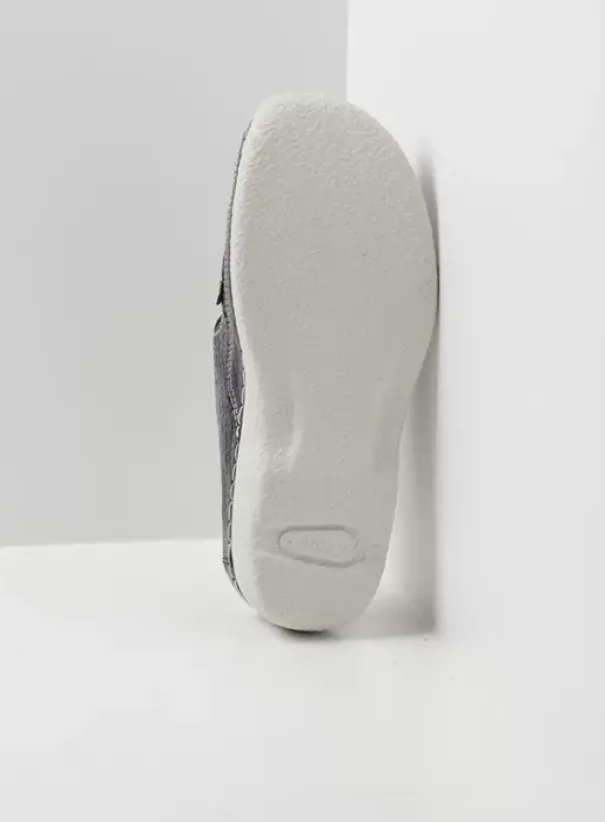 Hielspoor|Slippers|Wolky Roll Slipper blauw crocolook lakleer