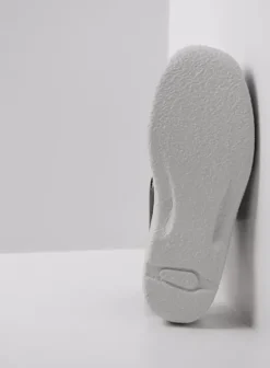 Slippers|Klompen|Wolky Roll Talaria zwart zomer leer