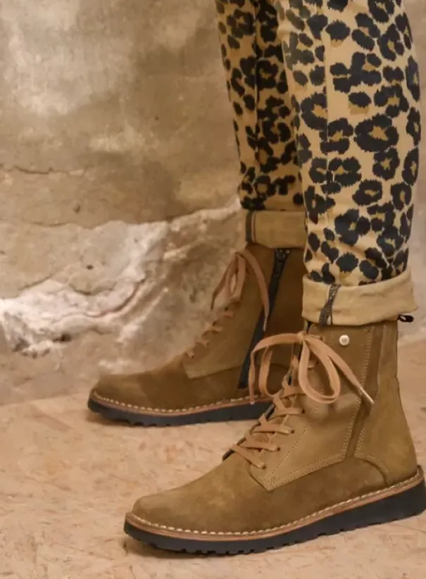 Laarzen|Wolky Wagga Wagga donker taupe suede