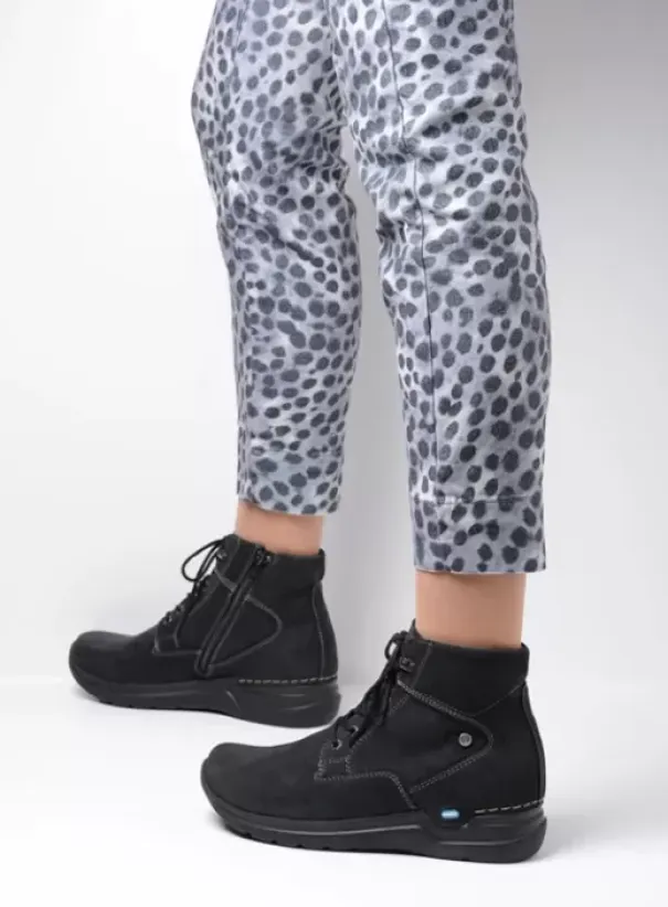 Hielspoor|Wandelschoenen|Wolky Whynot zwart nubuck
