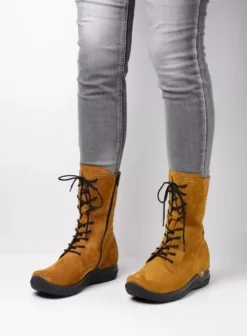 Hielspoor|Wandelschoenen|Wolky Zigzag donker oker suede